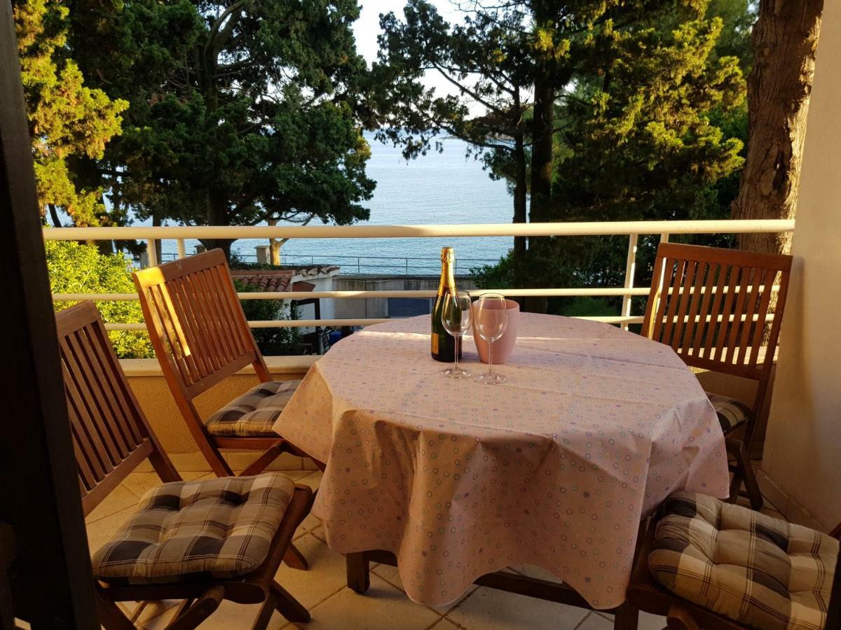 Mare Azzurro Apartments Пула Екстериор снимка