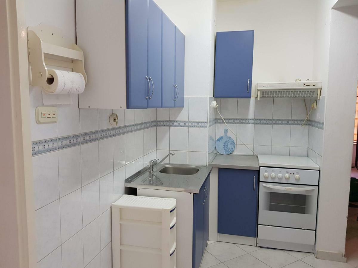 Mare Azzurro Apartments Пула Екстериор снимка